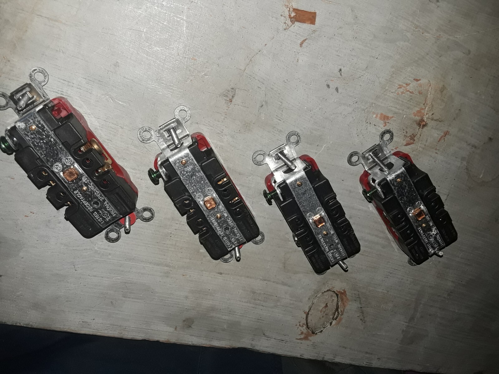 LOT of FIVE (5) HUBBELL RED DUPLEX RECEPTACLE 20A-125V Outlet 8300