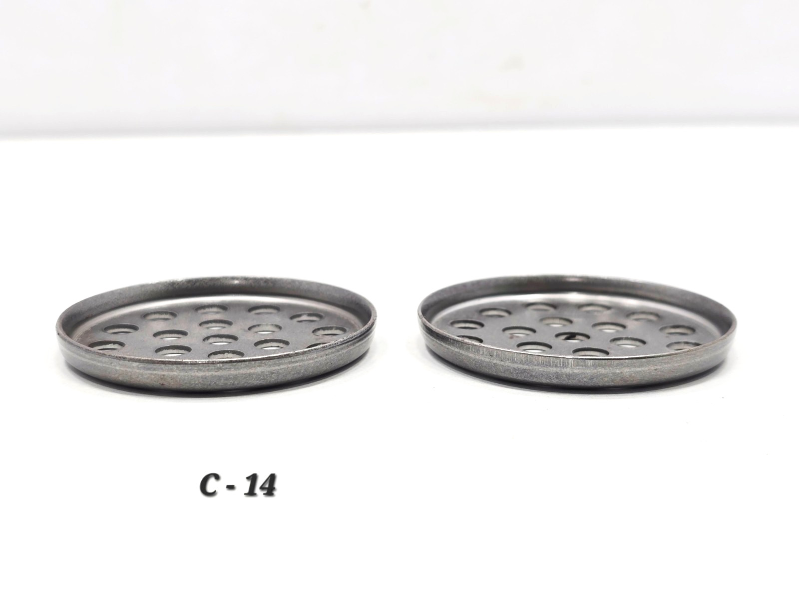 DETROIT 5103943 STRAINER LOT OF 2