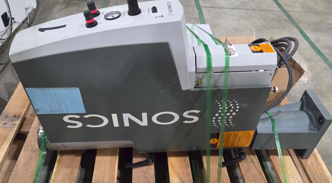 Sonic welding equipment 2050 20 khz GXE3500-20 power supply 3500 watts 230 volt