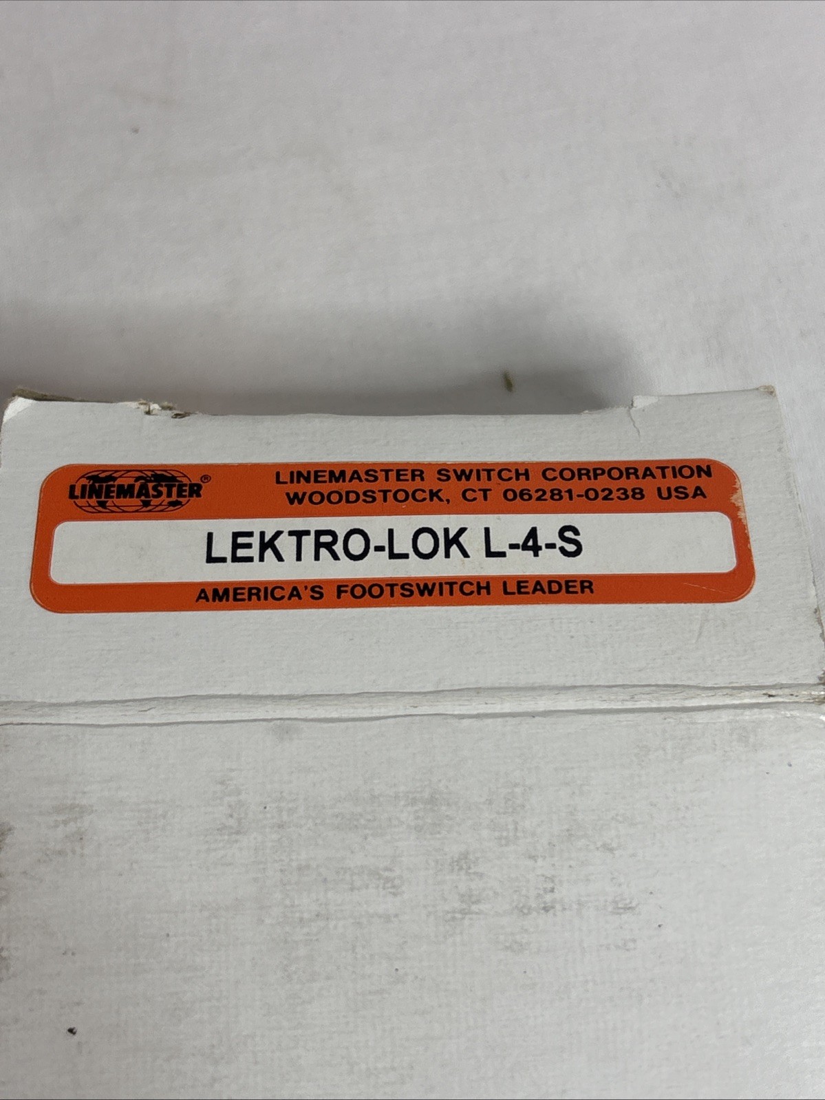 Linemaster LEKTRO-LOK L-4-S Foot Operated Switch