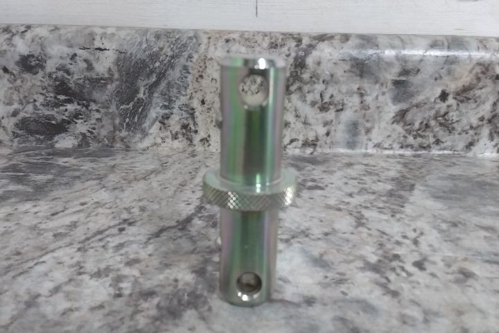 Enerpac MZ4007 2.5 Ton Capacity Lock On Tube Connector