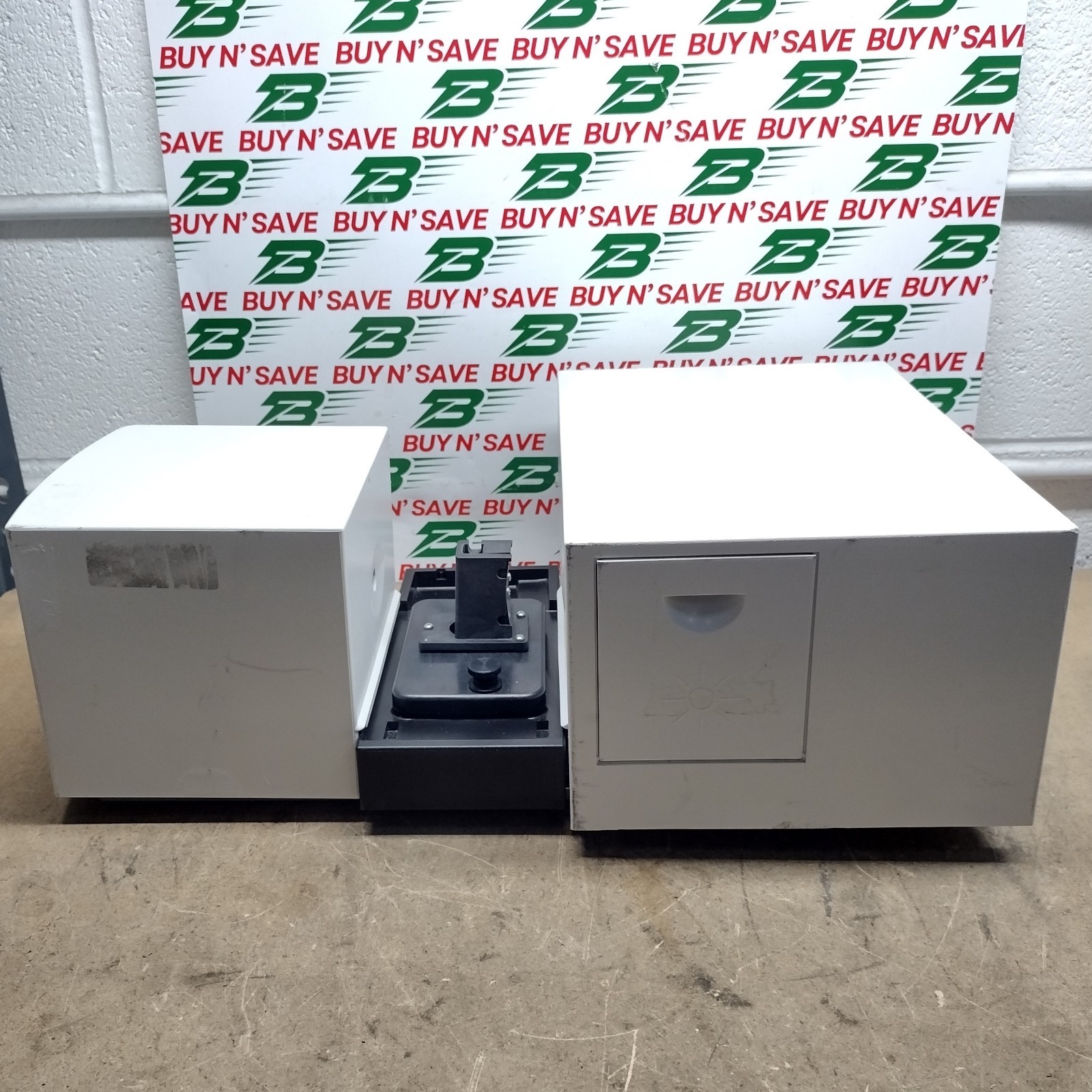 Agilent G1103B Cary 8454 Uv-Vis Spectrophotometer w/Power Cord – USED