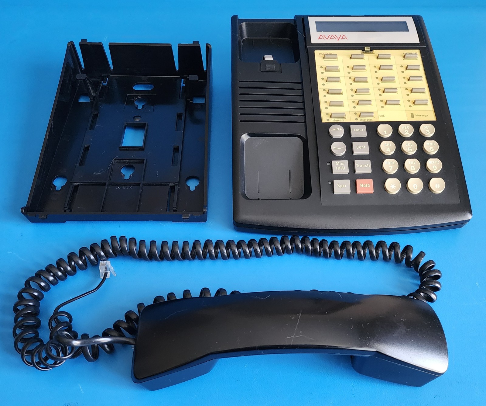 Avaya Lucent Partner 18D 108883257R Black Business Telephone With Base