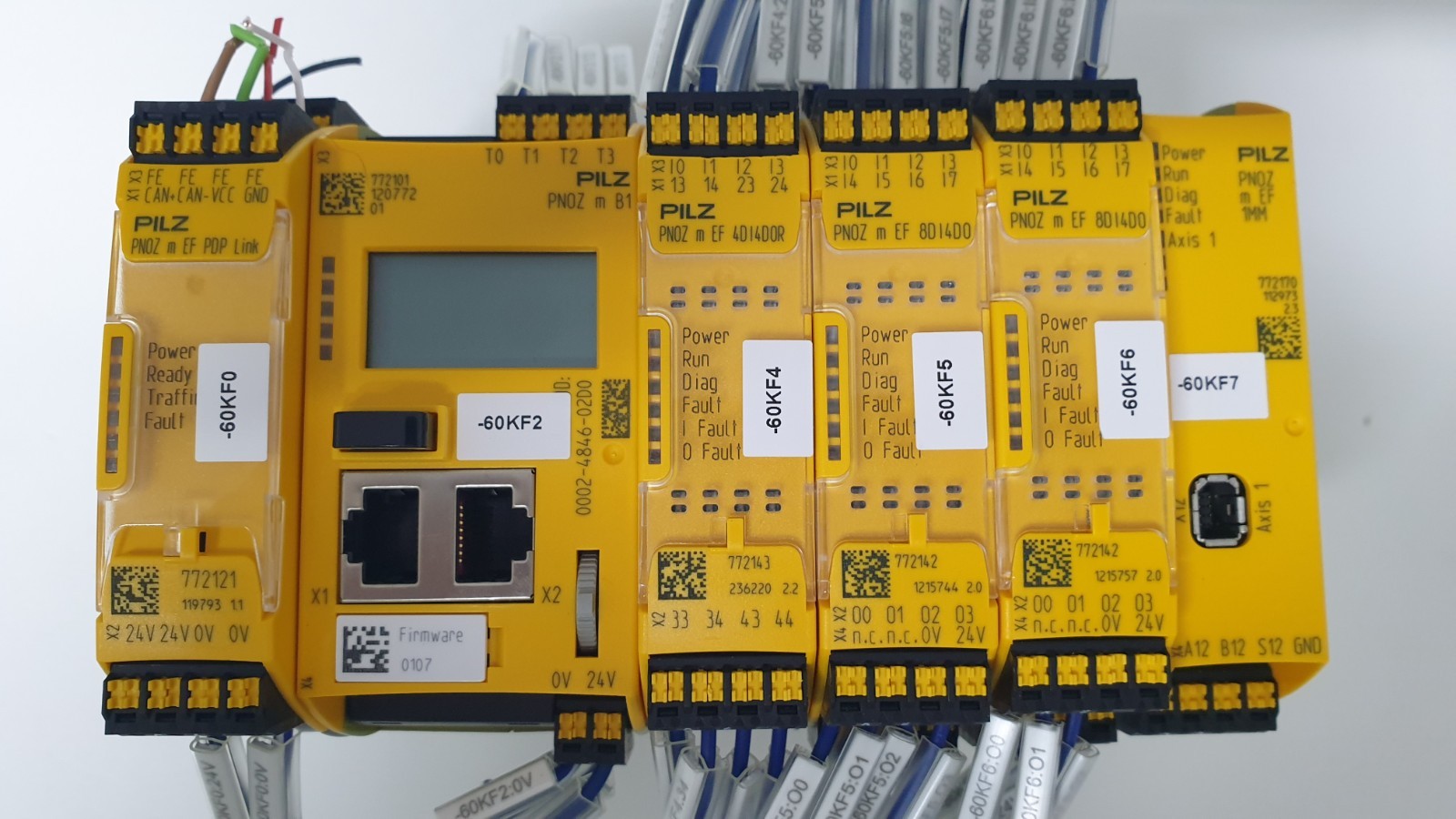 PILZ PNOZmulti 2 Safety Controller Set – PNOZ m B1 (772101) + PDP Link (772121)