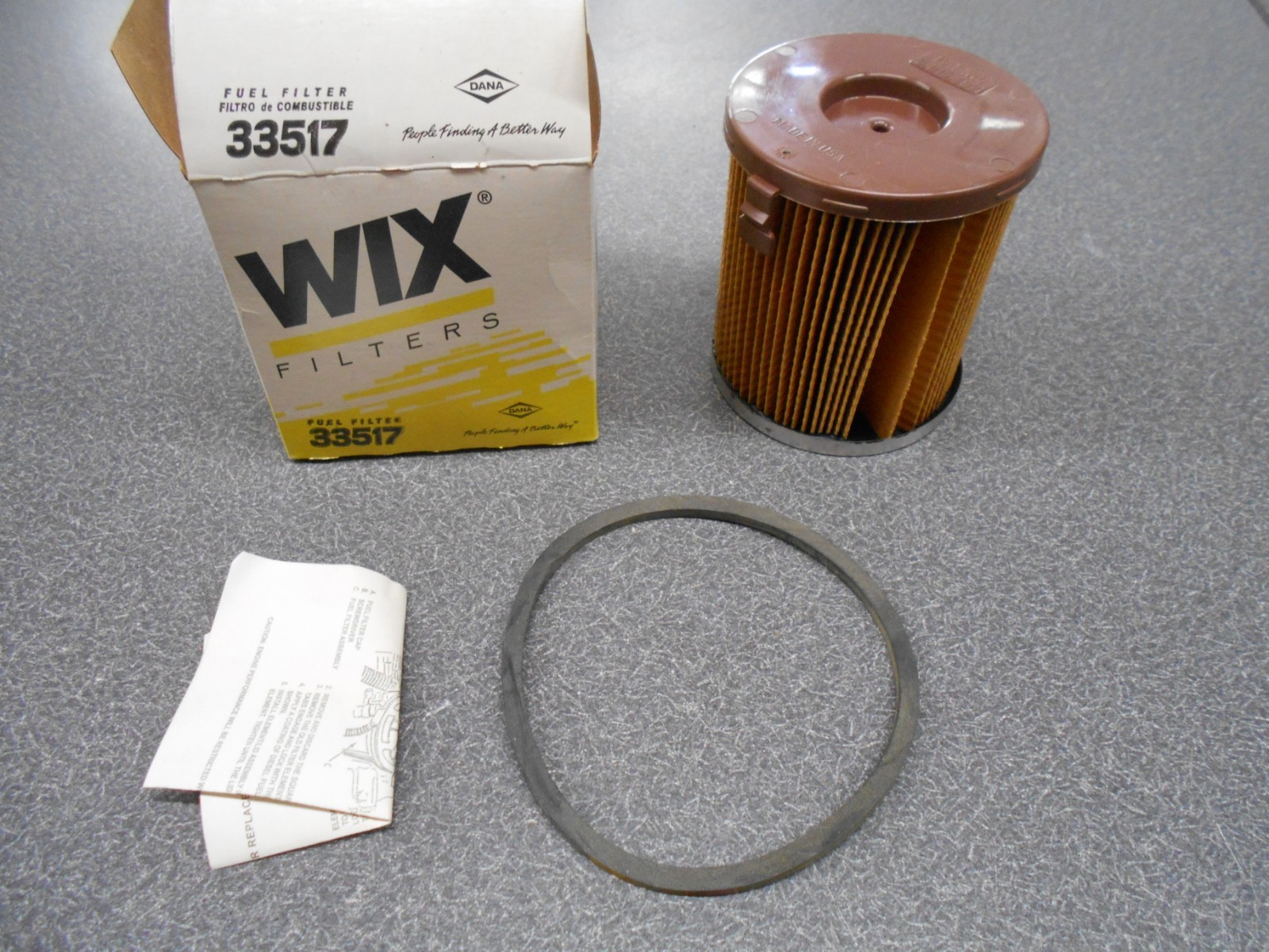 WIX Fuel/Water Separator Filter 33517. New old stock!