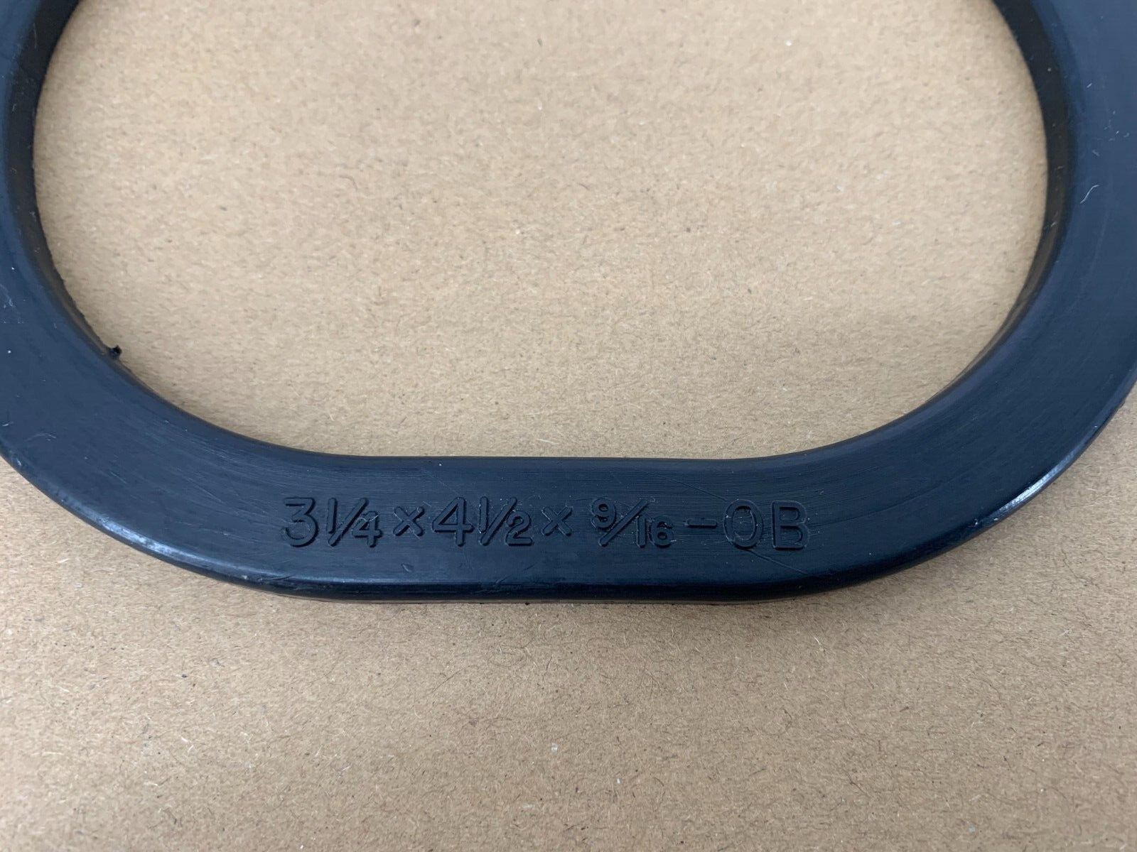 TOPOG-E Gasket Co. T180-3-1/4 x 4-1/2 x 9/16-OB Oblong Handhole Gasket
