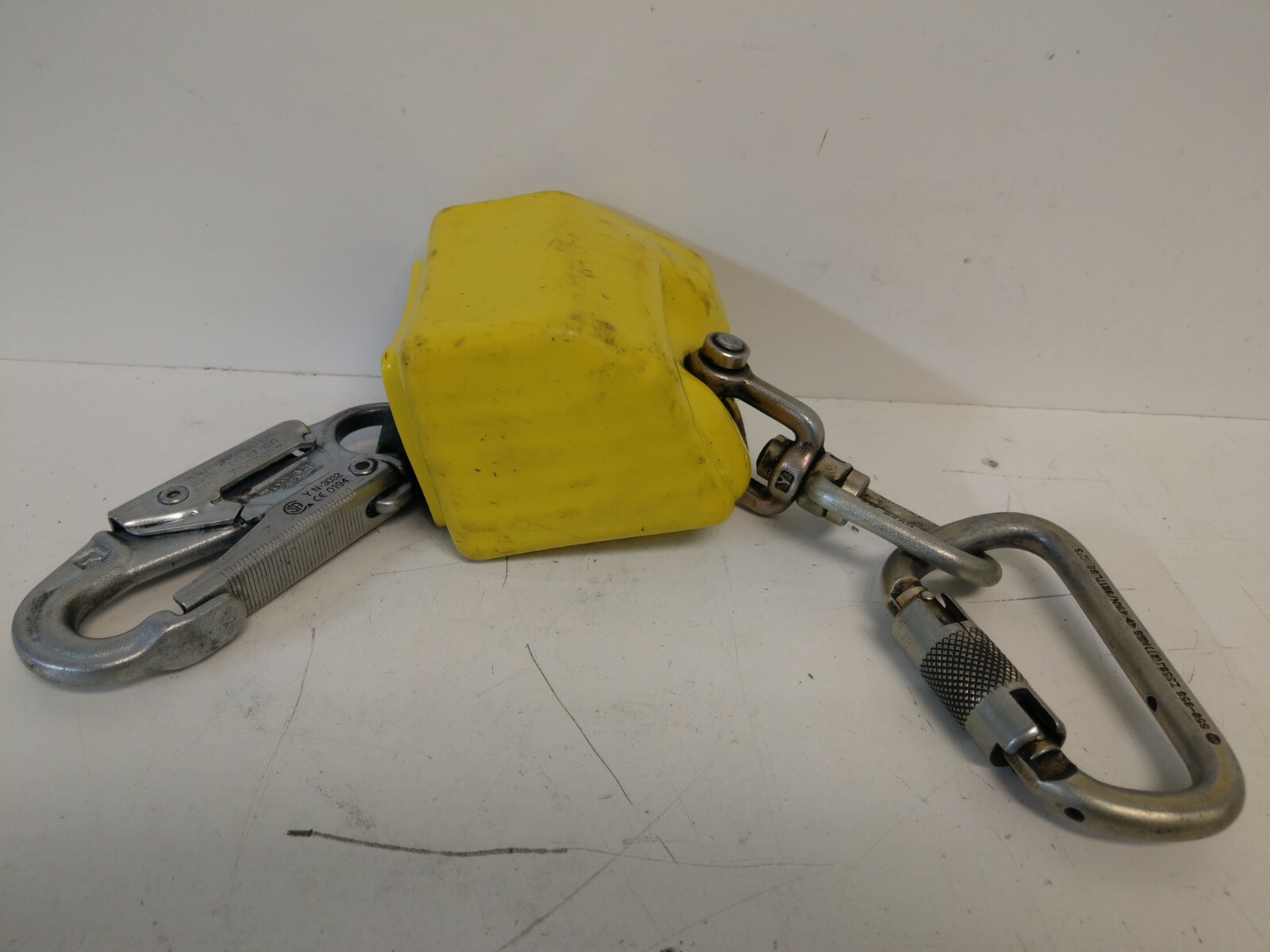 GUARANTEED! HONEYWELL MILLER 6FT SELF RETRACTING LANYARD 8327/6FTYL