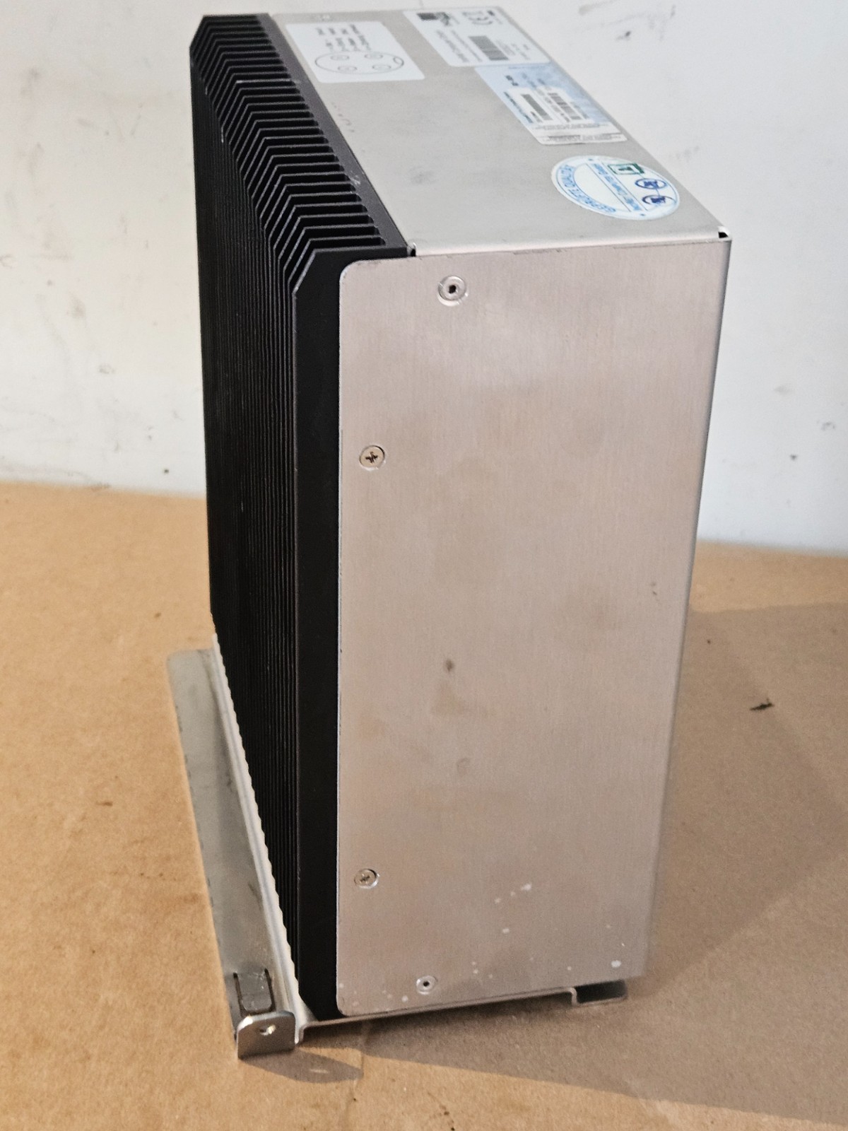 InoNet Concepion-Cx2 M3701CAW Industrial PC 6–32V DC Windows XP Pro Embedded
