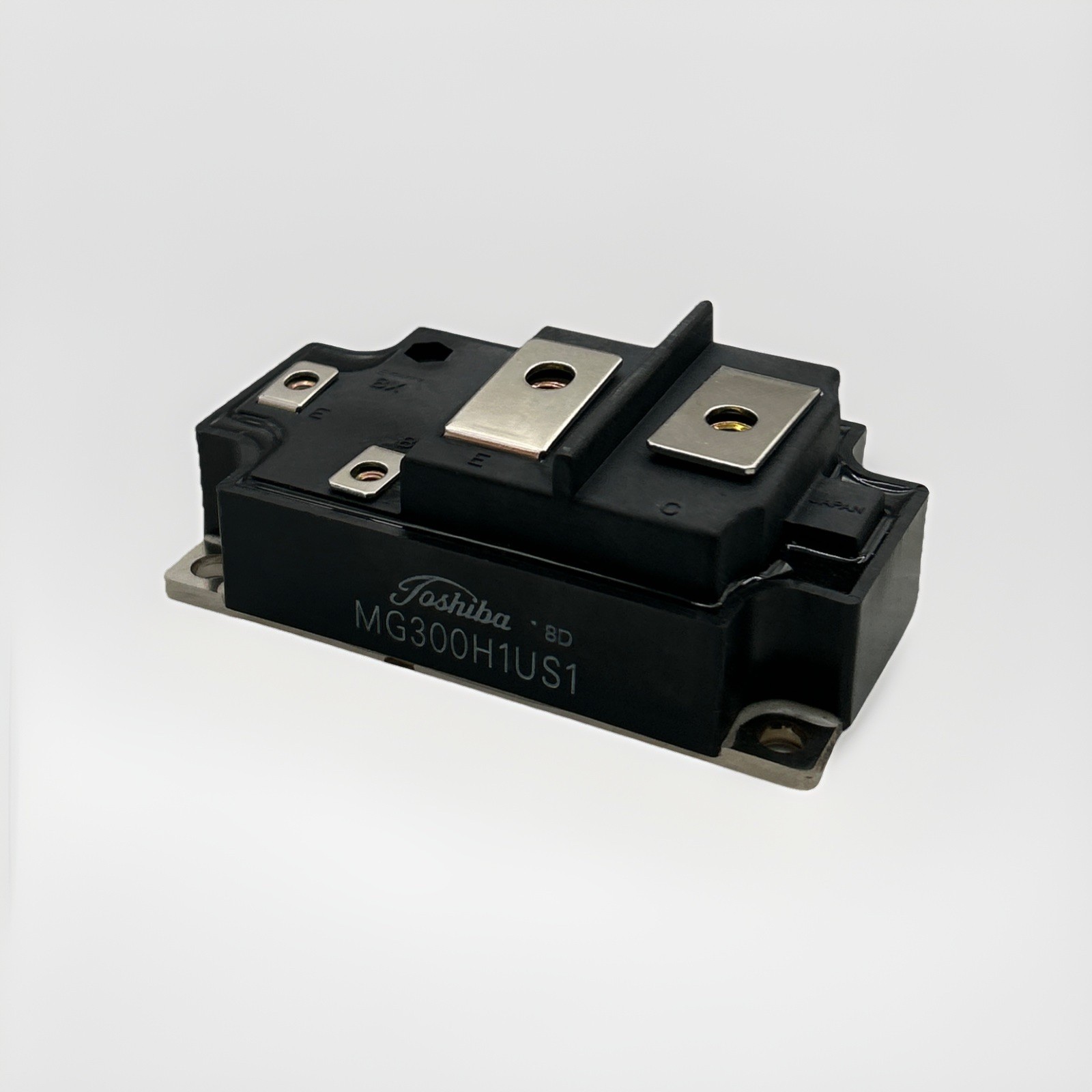 Toshiba MG300H1US1 IGBT Module See Pics 30 Day Warranty