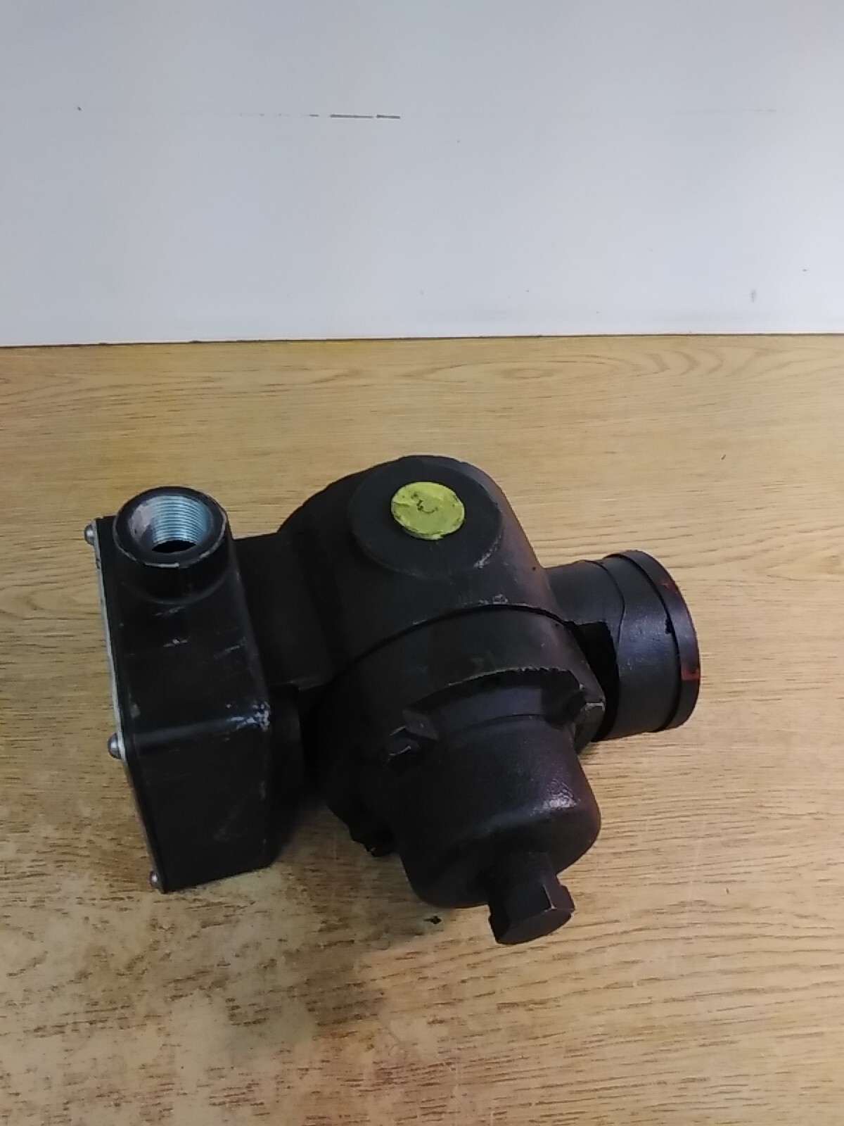 UFM FM-30-CI-LP-3EE-900SSU-6-F3 Universal Flow Monitor