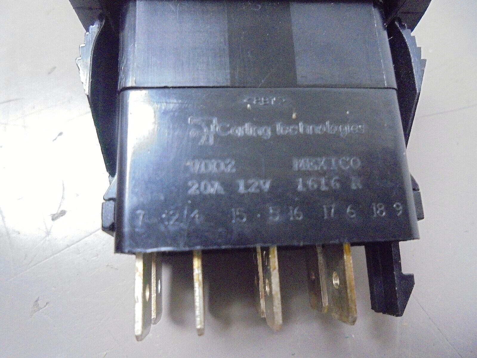 Carling On Off VDD2 HAZARD Warning Light Switch Assembly VDD2GTXBG9CXX100XBL