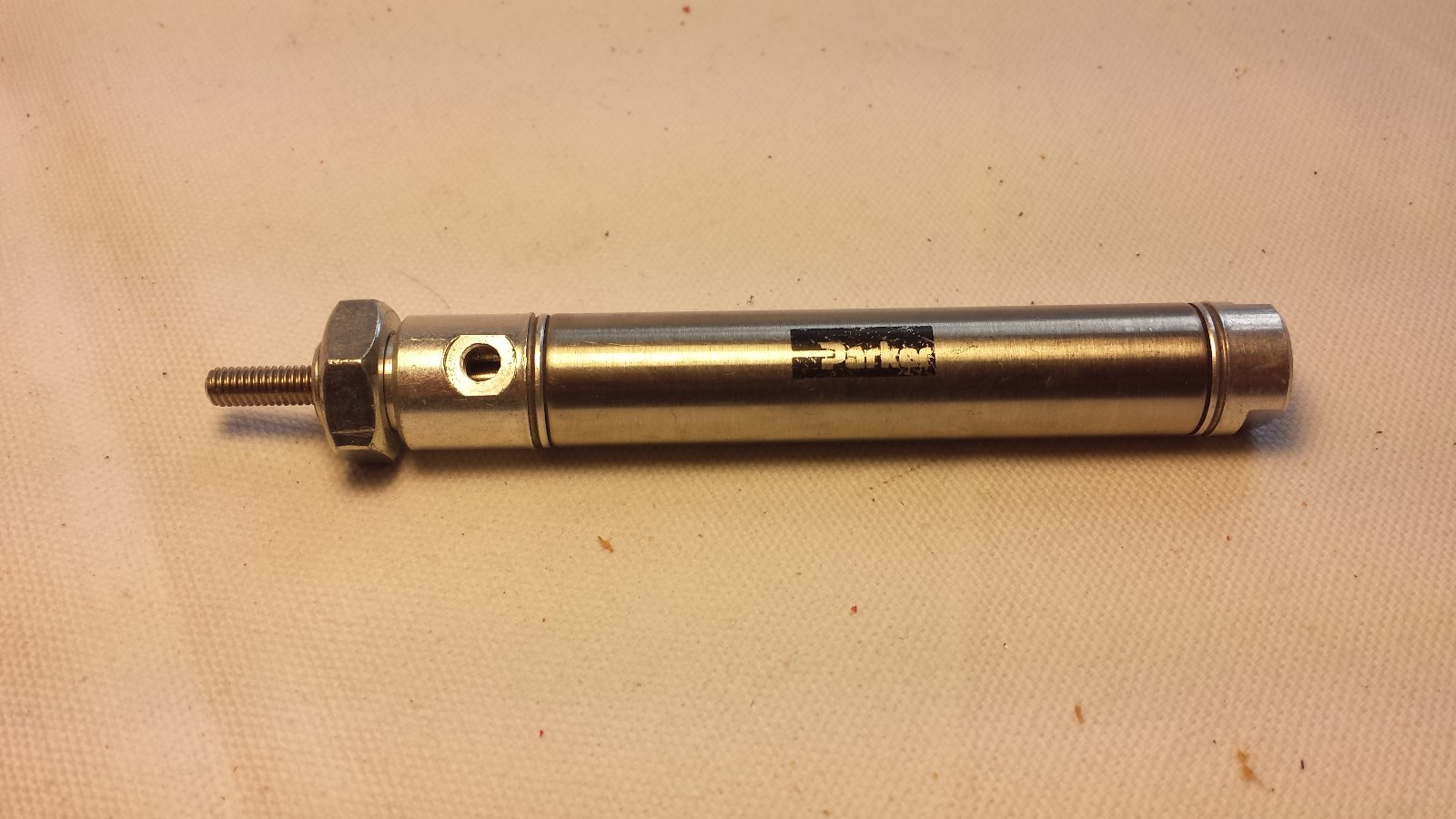 9/16″ Dia. x 2″ Stroke Double Acting Air Cylinder Parker .56DSR02.0, Nose Mount
