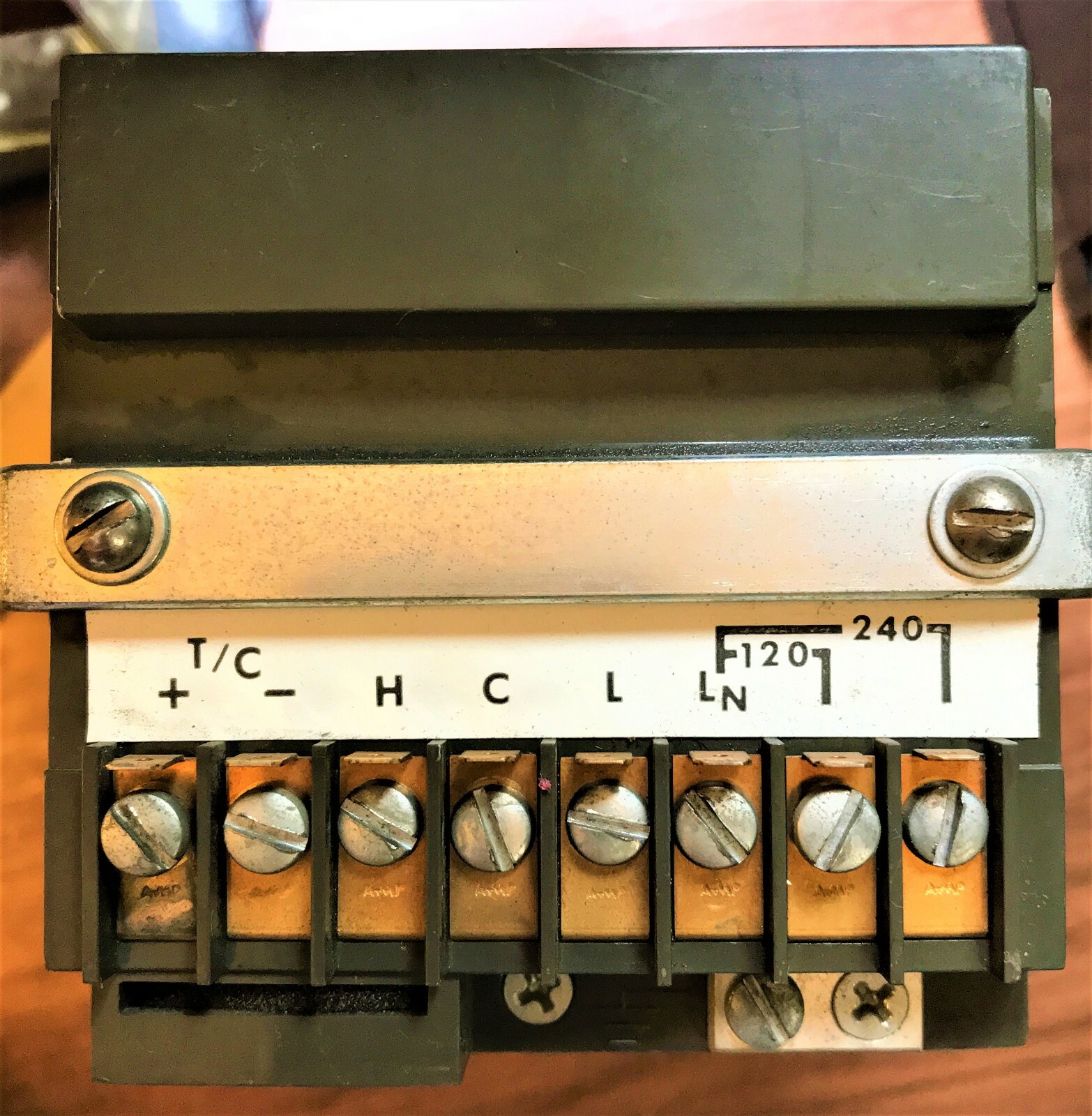 METER  TEMPERATURE METER  PN 8K+1+16F2  MFD BY WEST