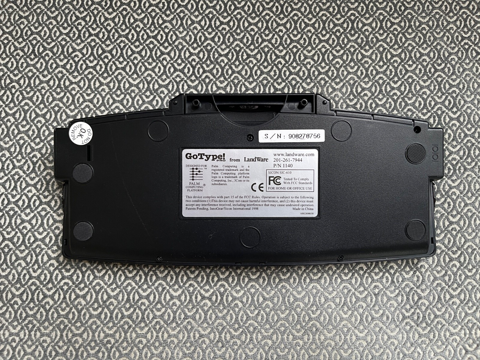 LandWare GoType! Pro for Palm V + power adapter
