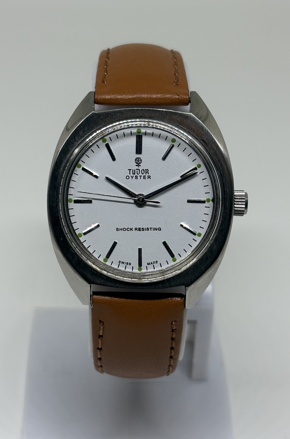 Vintage Tudor Oyster 17 Jewels Manual Winding Swiss Made Men’s Watch White Dial