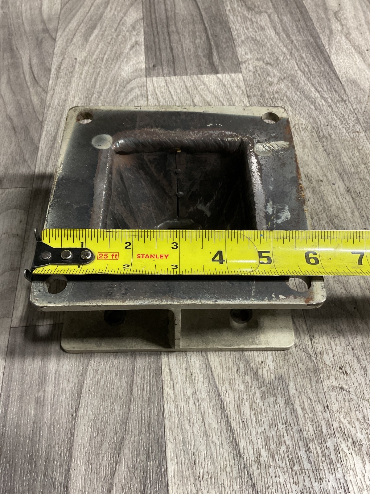 Heavy Duty 4 Bolt Flange *Square to Round Inside* #4008H123PR8