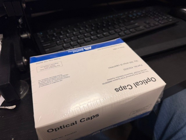 Applied Biosystems REF No 4323032 Optical Caps 300 strips