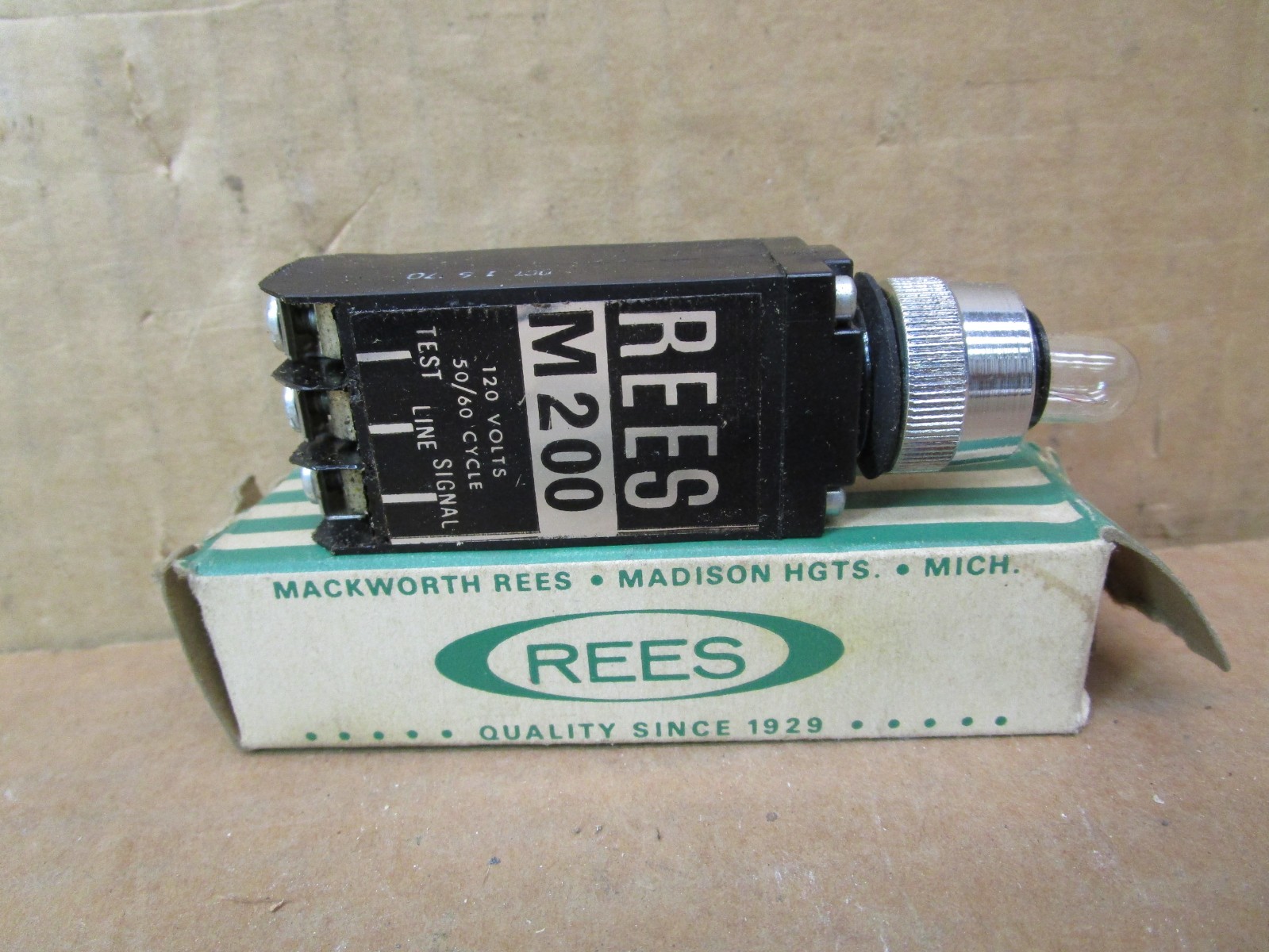 New Open Box REES M200 120 Volts 50/60 Cycles Control Unit 51532LR