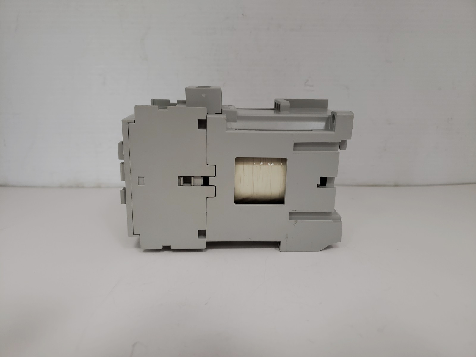 ALLEN BRADLEY 700-CFM220ZJ CONTROL RELAY 2 NO 2NC 24V DC SERIES A NNB