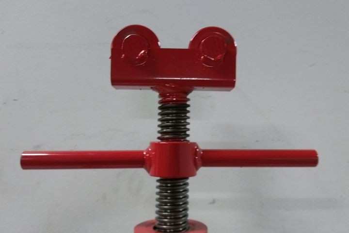 Gardner Bender TRJ-96 2500 Lb Max Capacity Red Steel Telescoping Reel Jack