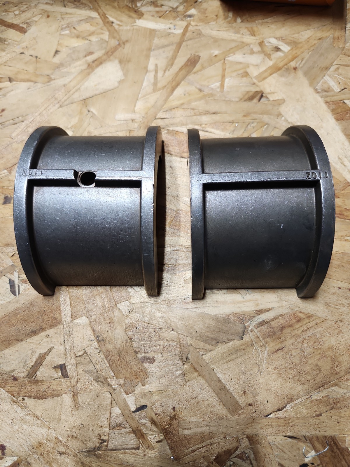 Martin CHB2206MHI-0 Split Bushing Hard Iron Hanger Bearing