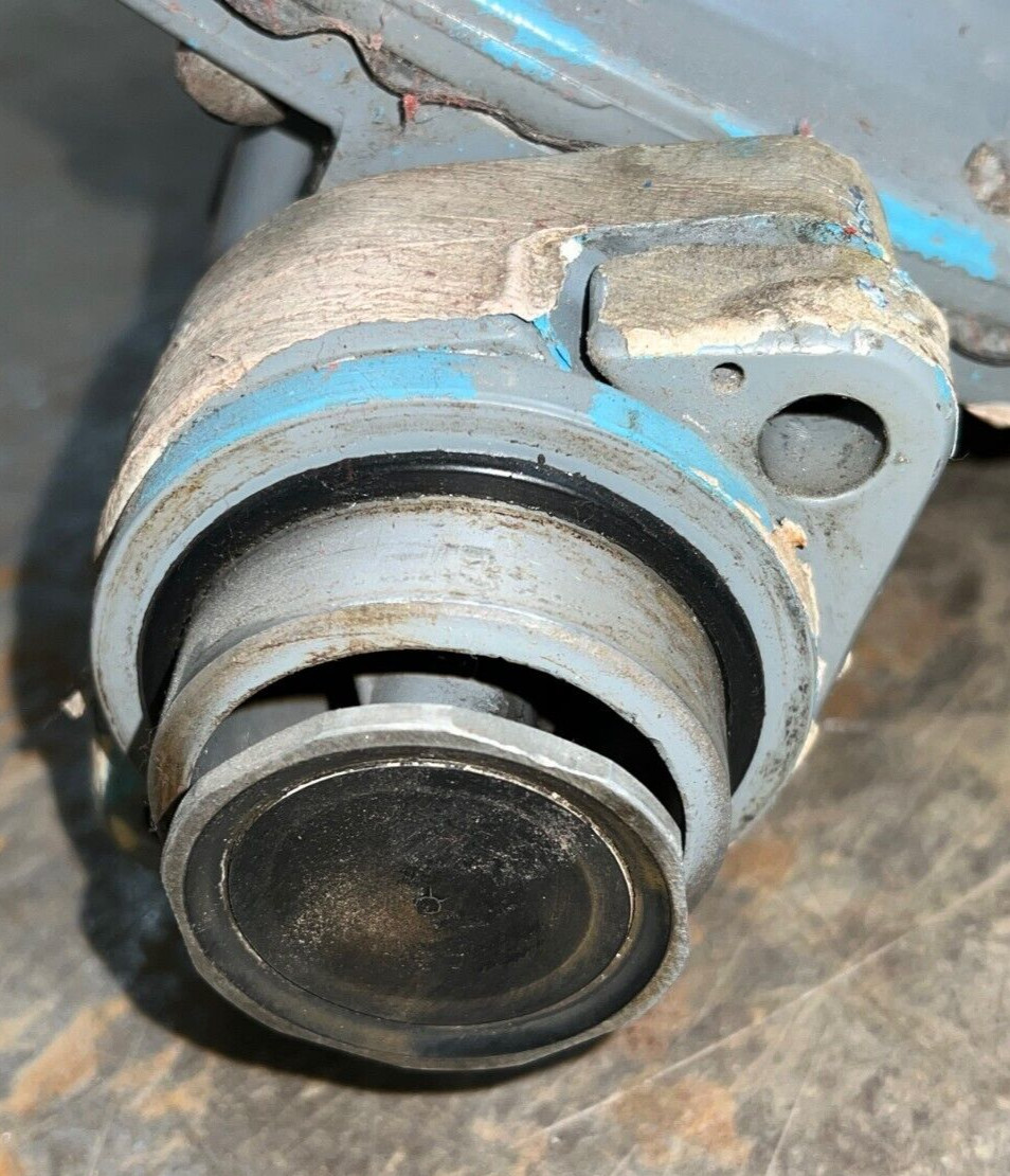 FISHER CONTROLS RELIEF VALVE S201H 2-5 PSIG SPRING 125 PSIG INLET 3/8″ PORT SIZE