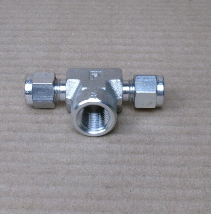 NEW PARKER 1/2′ FEMALE BRANCH TEE WITH 1/4′ TUBE OD COMPRESSION FITTINGS