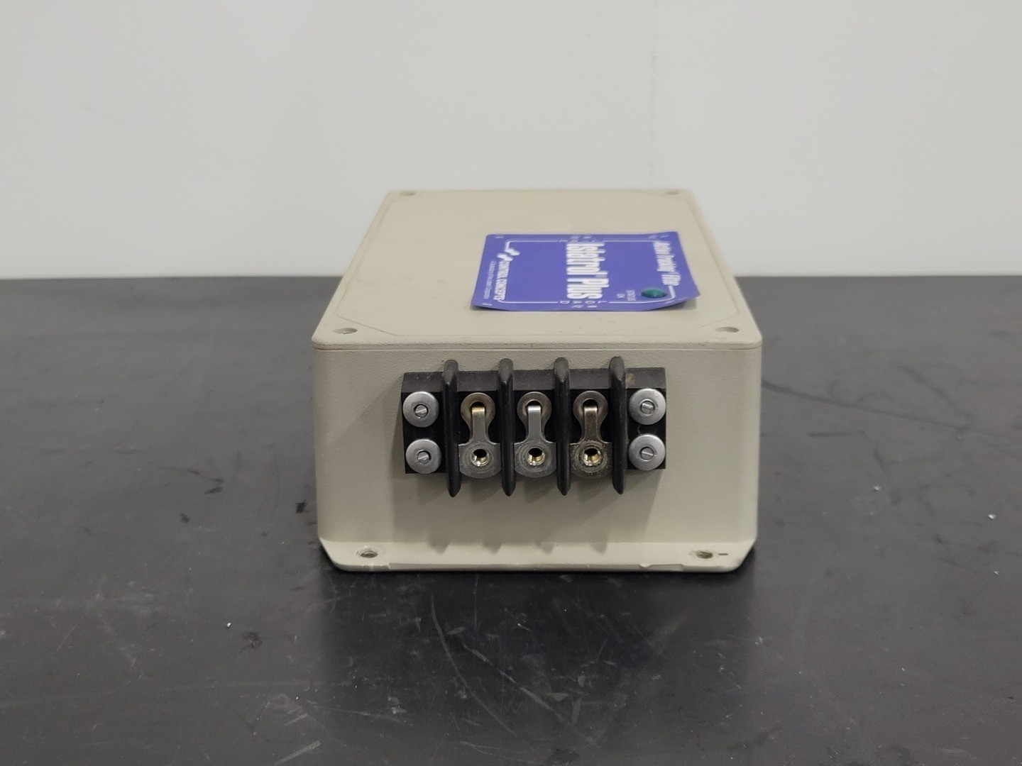 CONTROL AIR INC IC+130 120 VAC, 50/60hz, 30A, Islatrol Plus Active Tracking