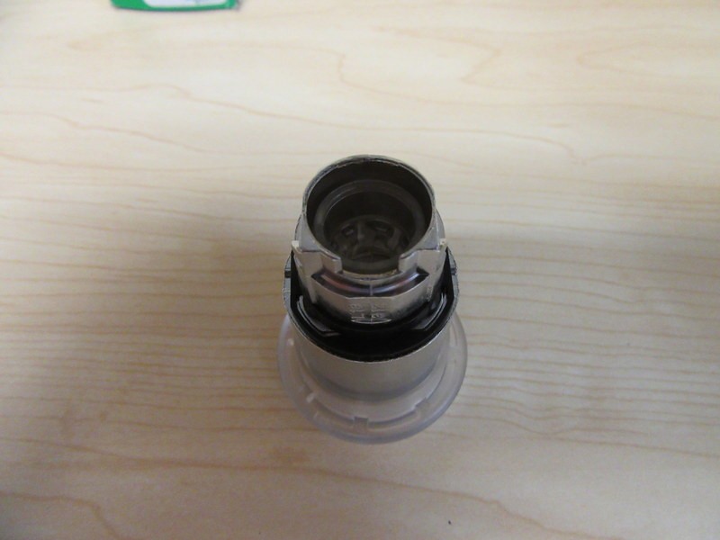 Schneider ZB4BW613 Push Pull Switch