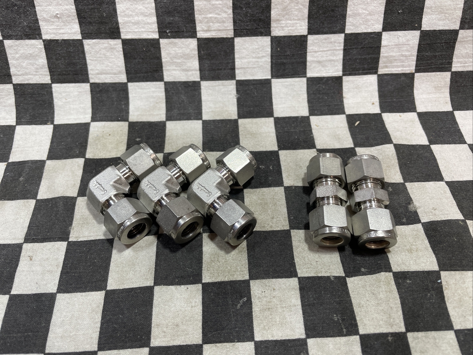 SWAGELOK ELBOW UNION 3/8″, SS-600-9 & SS-600-6, LOT OF 5, SHIPSAMEDAY#1540W7