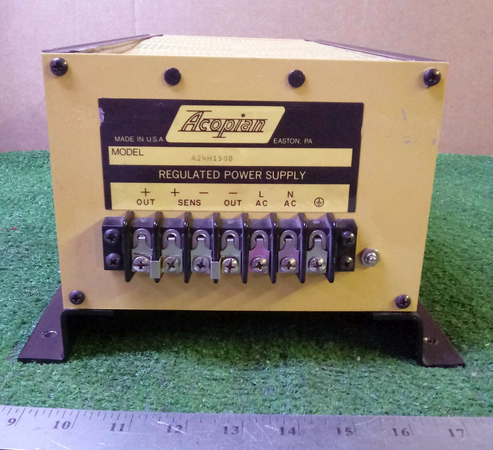 1 USED ACOPIAN A24H1500 REGULATED POWER SUPPLY ***MAKE OFFER***