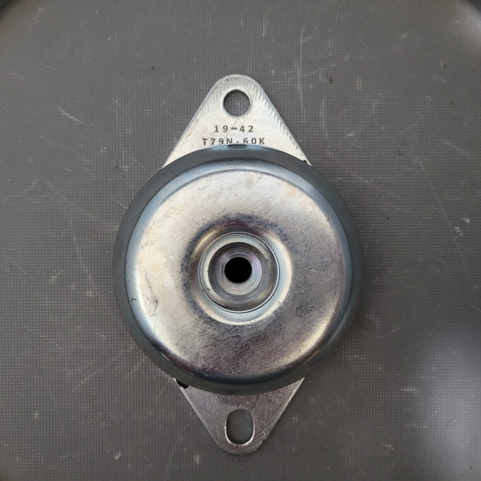 Bell Mount Vibration Compression Absorber, 19-42, T79N-60K