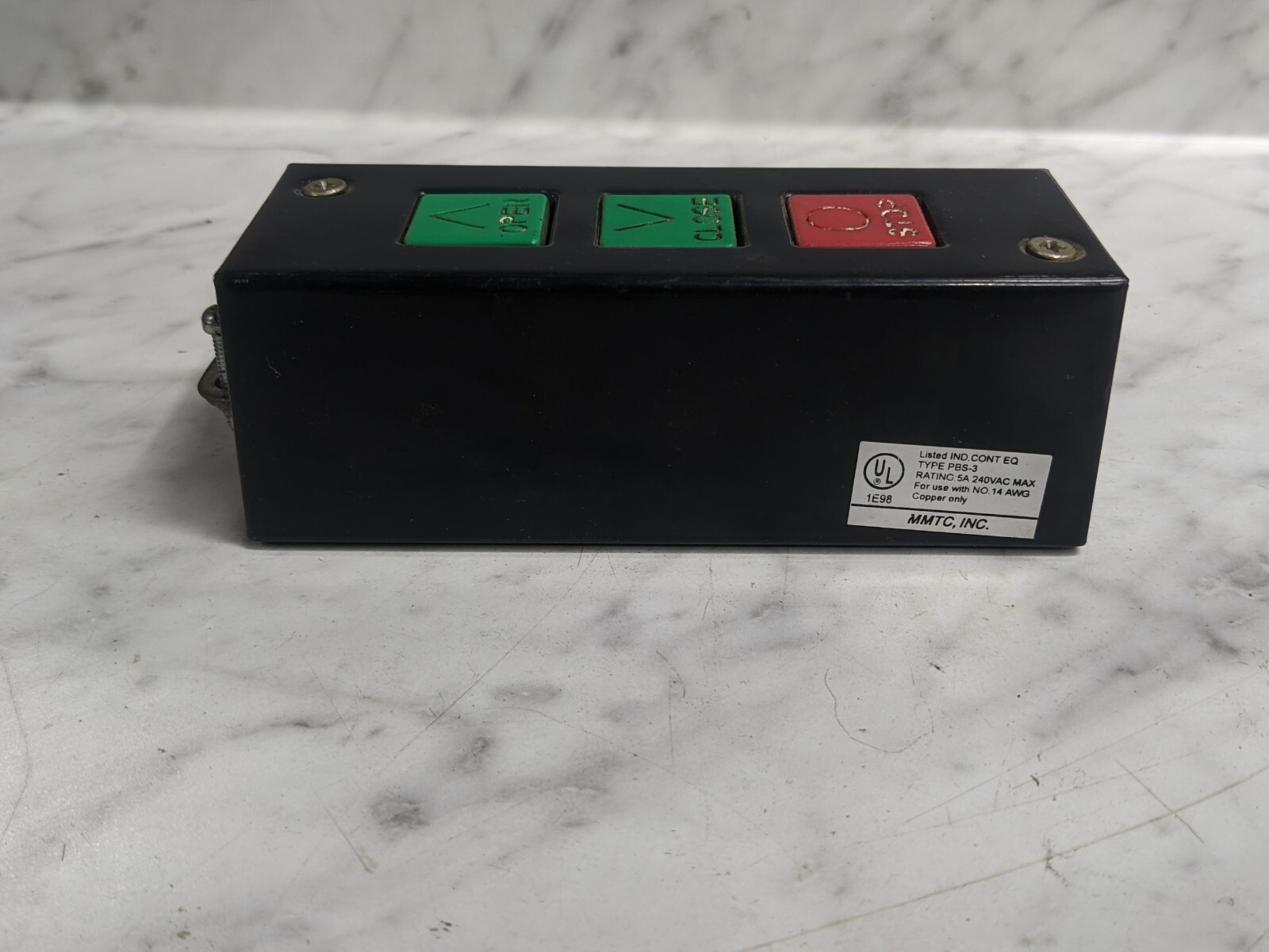 MMTC 5A 240V 3-BUTTON CONTROL STATION PBS-3 Commercial Garage Door Opener