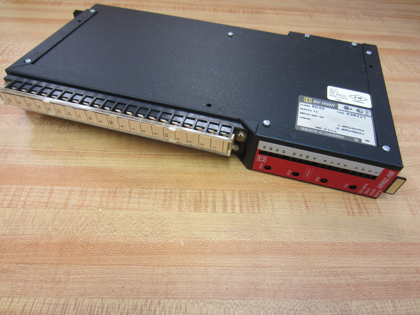 Square D 8030 ROM-221 Output Module 8030ROM221 Series F2
