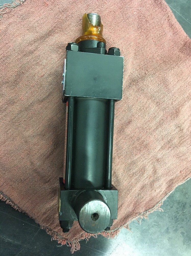 HENNELLS HA-MT2-NC PNEUMATIC CYLINDER 1.5″ BORE 2 STROKE 250 psi NEW USA