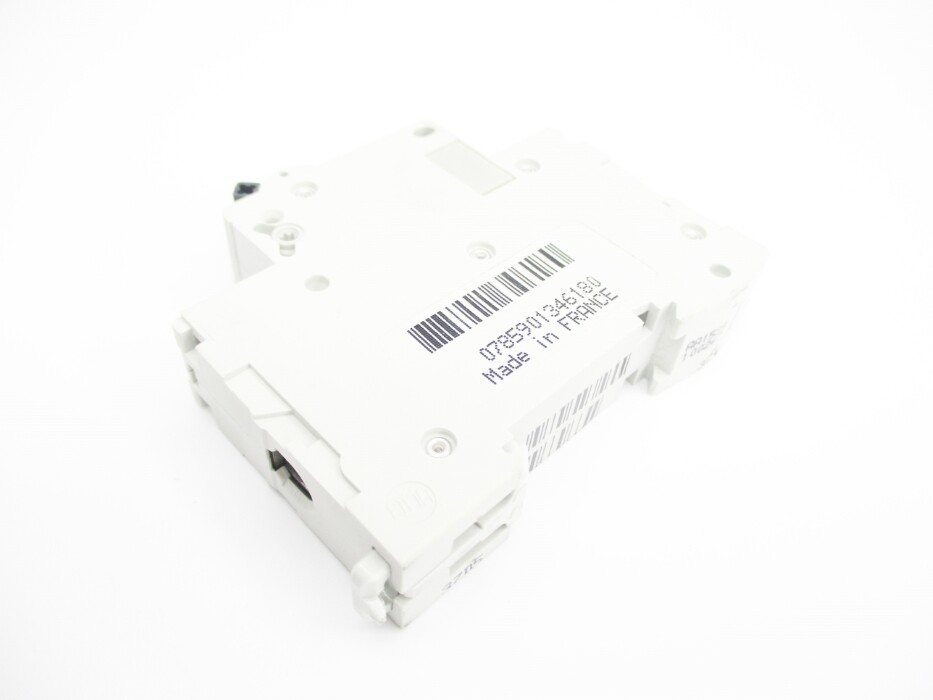 SCHNEIDER ELECTRIC 24430 6A 277V NSNP