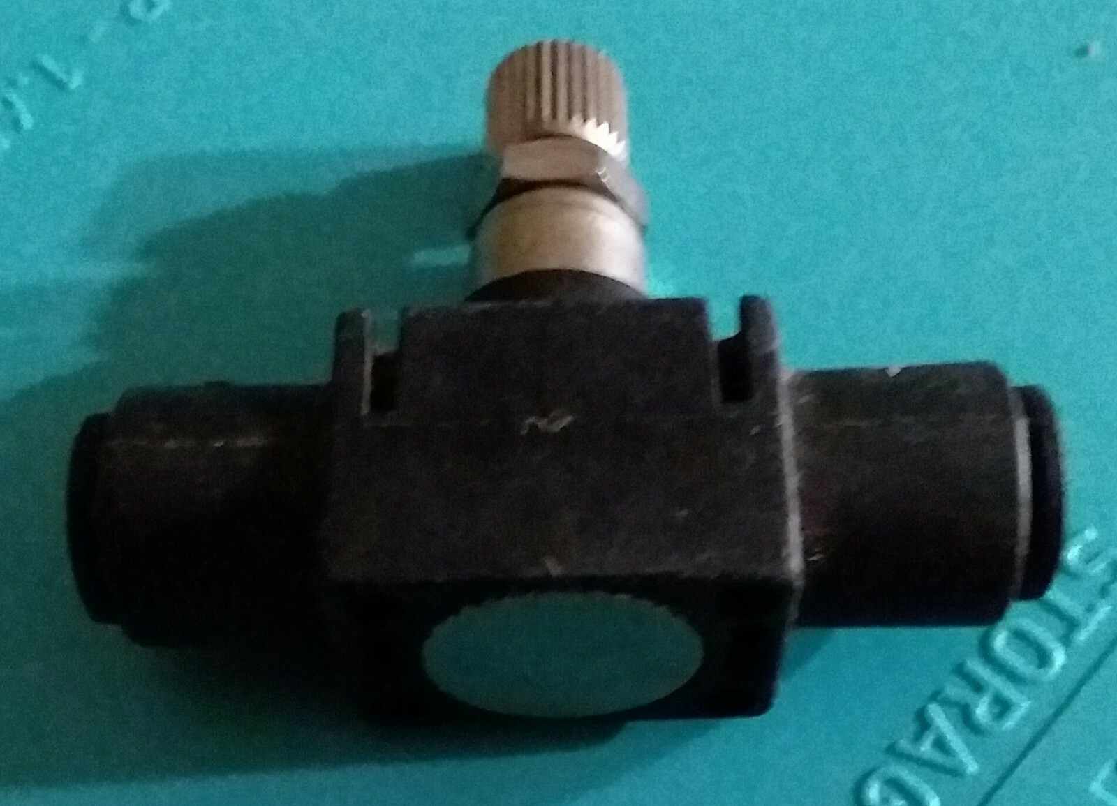 Legris 8mm – 5/16 Tube OD Inline Flow Control Valve. Tube x Tube 7770 08 00