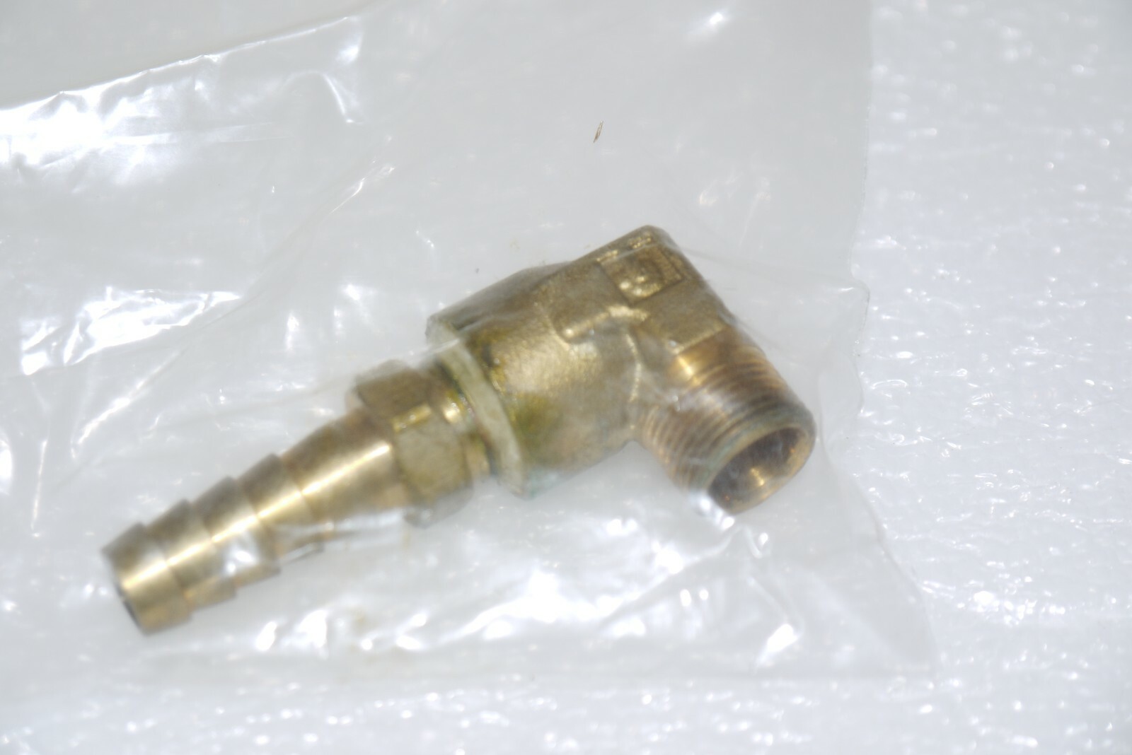 RDO ENTERPRISES FITT0639 BRASS UNION FITTING 1/4″ BARB X 1/4″ MNPT NEW