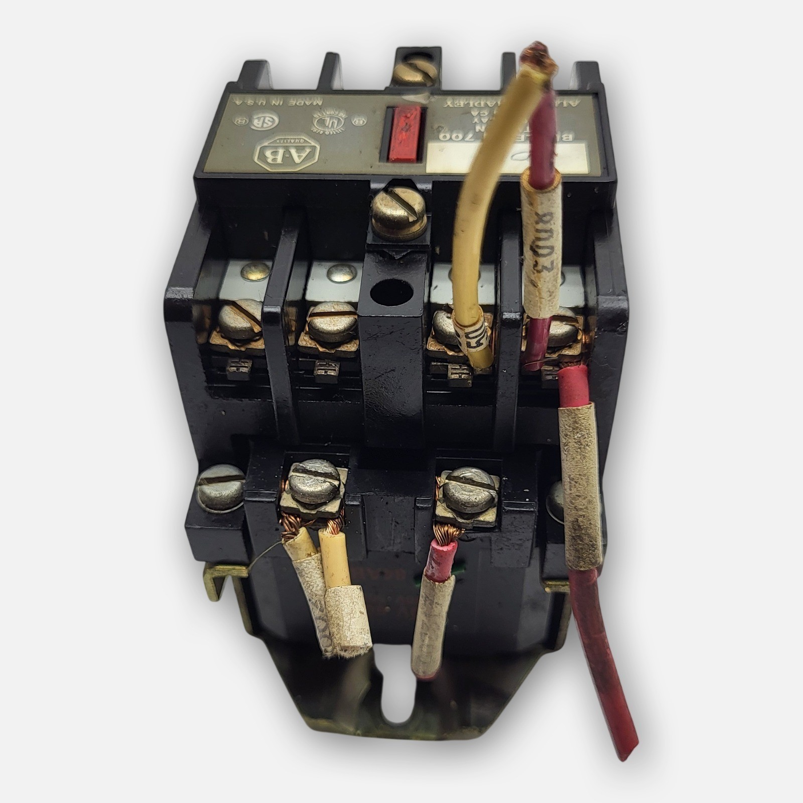 LOT OF 4 700-N400A1 /C CONTACTOR W/ 84AB86 COIL 120V/60HZ, 110V/50HZ