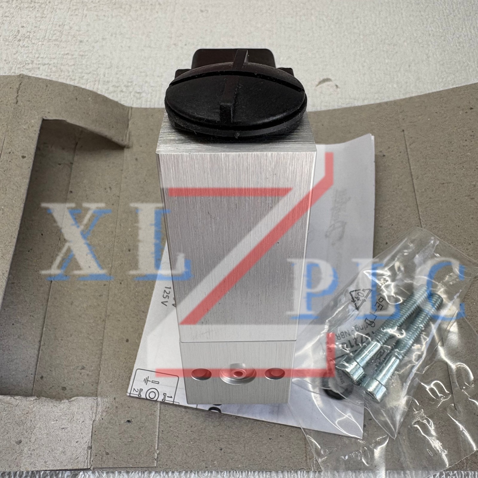 Danfoss 061B000366 MBC5100 pressure sensor#1pcs new in box