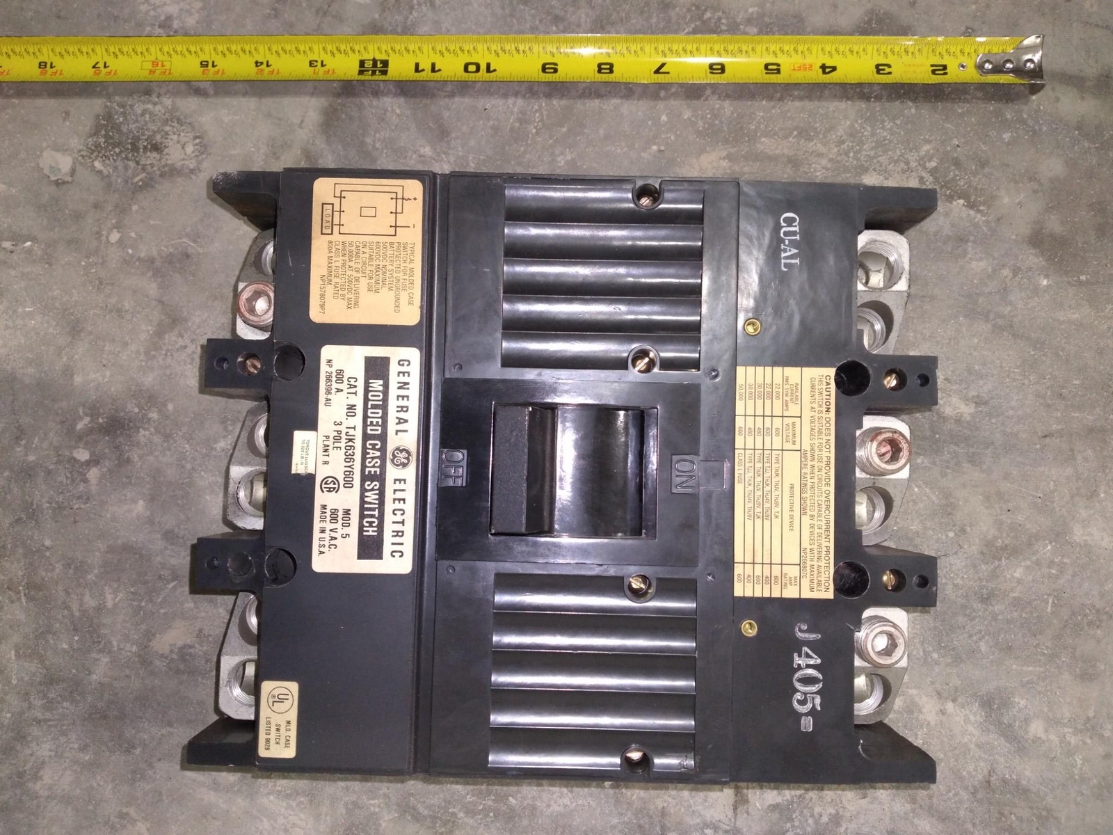 GENERAL ELECTRIC MOLDED CASE SWITCH TJK636Y600 600A 3POLE 600VAC