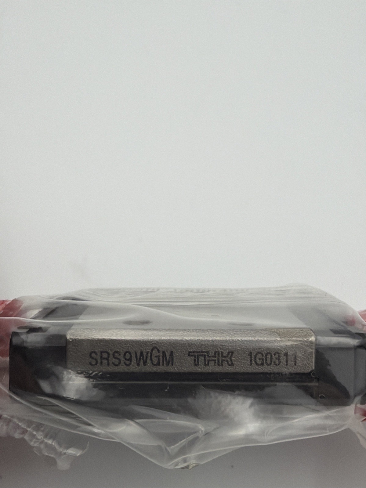 THK SRS9WGM LINEAR SLIDE
