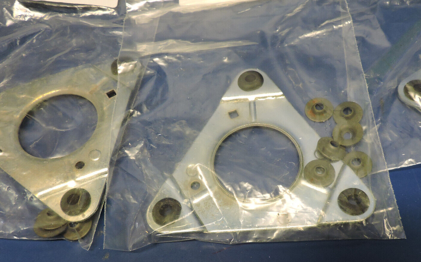 Century Tri Mounting Plate 3pt 4.38BC for 3.3″ Motors – 1177A Lot of 4