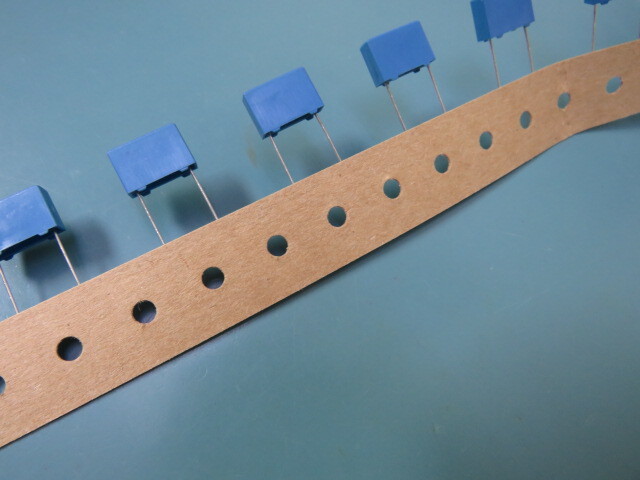 EPCOS B32621A3223J289 Qty of 100 per Lot Film Capacitors 0.022uF 250 5%