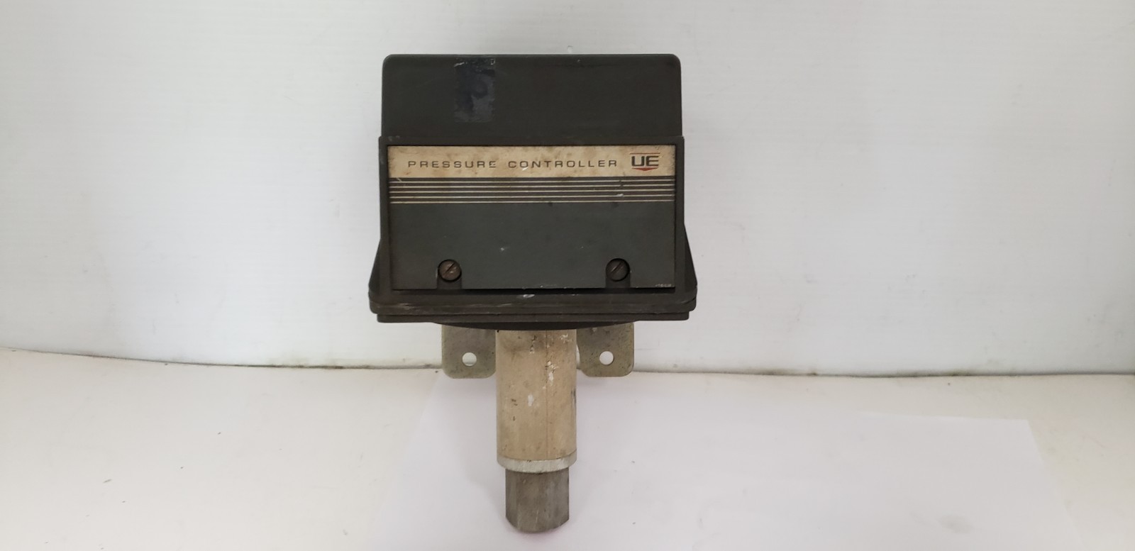 UNITED ELECTRIC J302 PRESSURE CONTROLLER, MODEL 612, 200-3000PSI 15A 125/250VAC