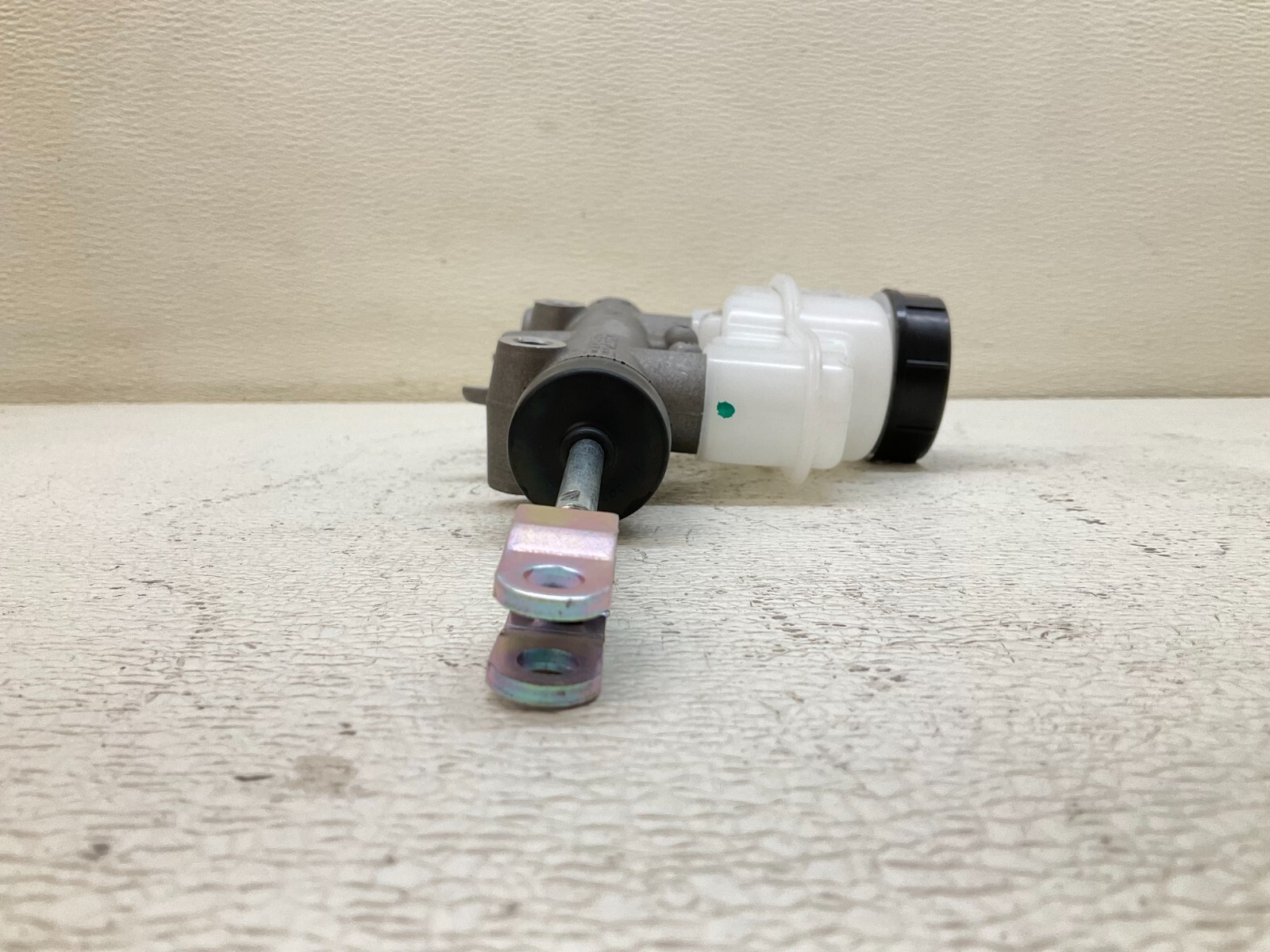 Hayes H5B Master Cylinder (TSC)