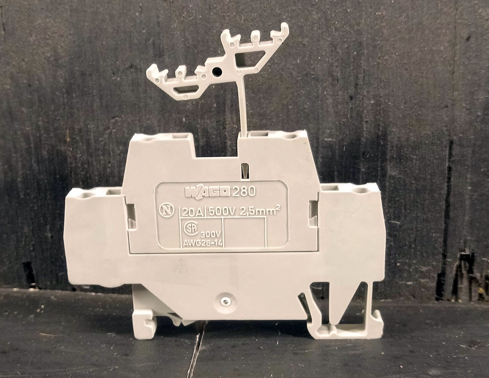 1 NEW WAGO 280 AWG26-14 20A 500V 2.5MM TERMINAL BLOCK NNB ***MAKE OFFER***