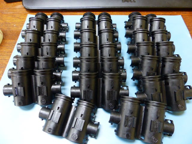 SCHLEMMER 9806120 Qty of 10 per Lot T-Verteiler Form C NW 17-8.5-17