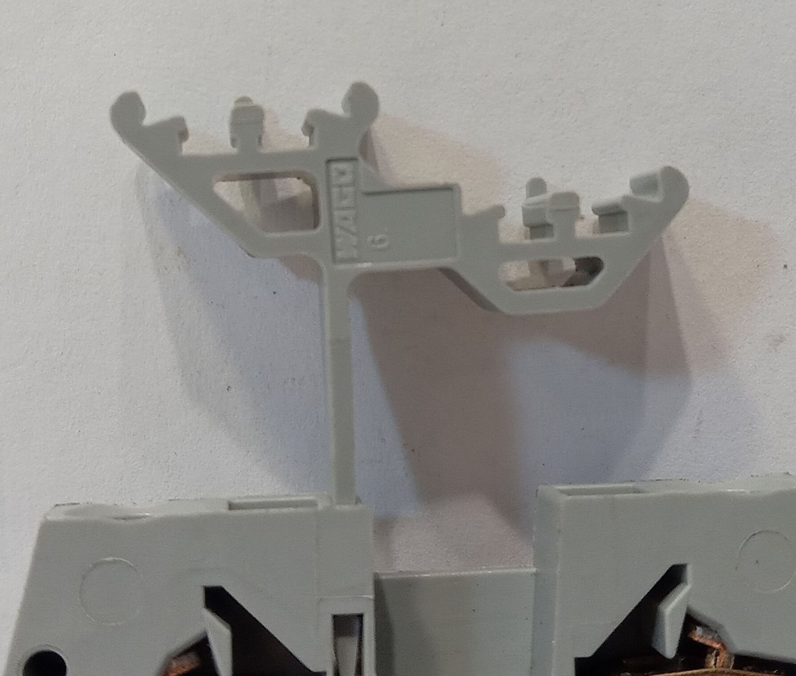 2 NEW WAGO 281 IEC 60947-7-1 TERMINAL BLOCKS NNB ***MAKE OFFER***