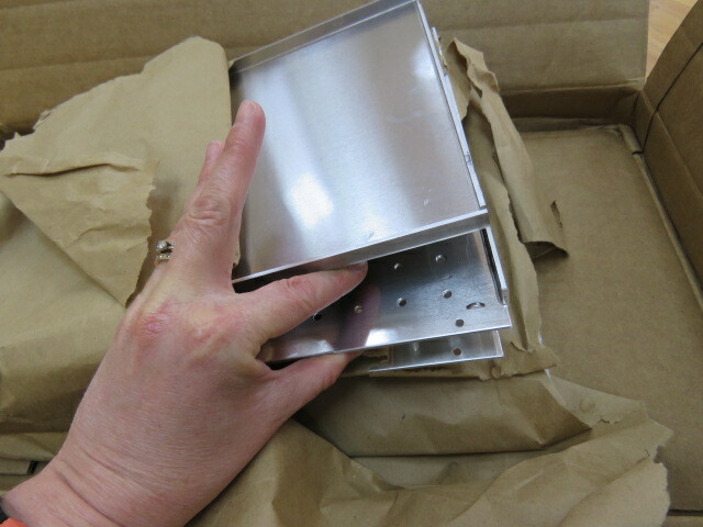 BUD INDUSTRIES RM-14215 Qty of 1 per Lot CHASSIS RAK-MOUNT 10 1/2H; Enclosure,